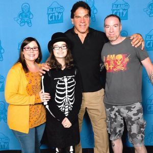 Meet your Posher, Lea